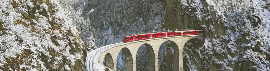 train switzerland snow