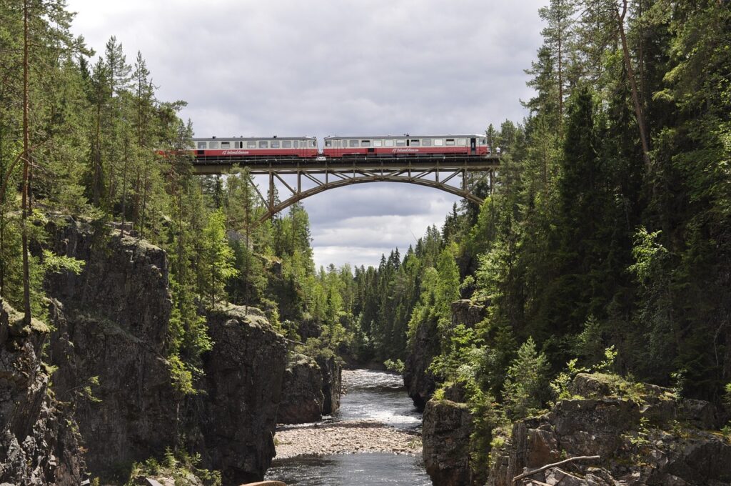 Scenic ride with the Inlandsbanan in Sweden